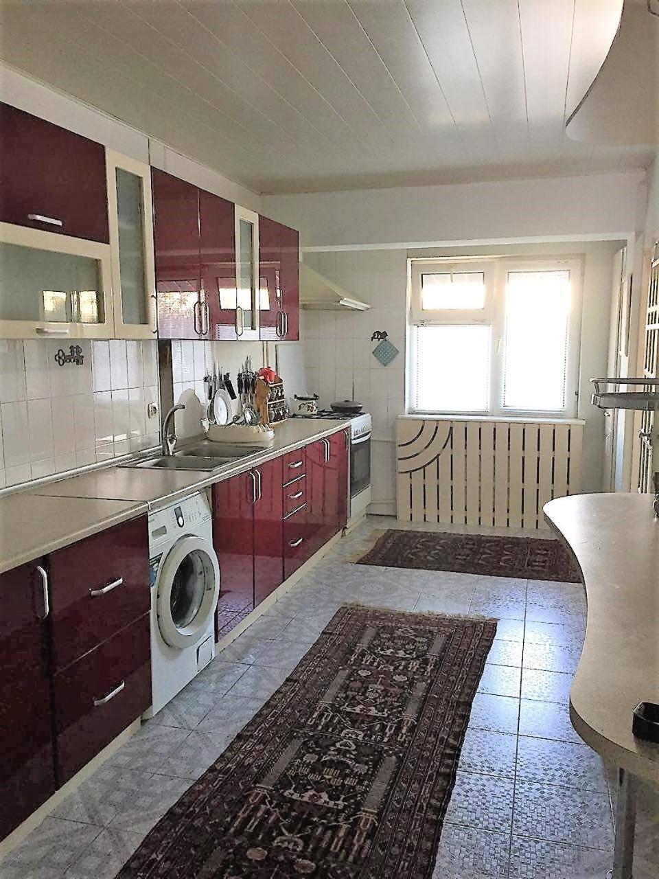 Apartemen 100 m² dengan 3 kamar tidur dan 1 kamar mandi pribadi di Distrik Shaykhontohur Tashkent Bagian luar foto