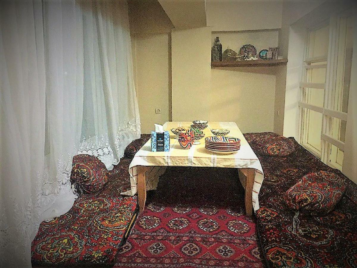 Apartemen 100 m² dengan 3 kamar tidur dan 1 kamar mandi pribadi di Distrik Shaykhontohur Tashkent Bagian luar foto